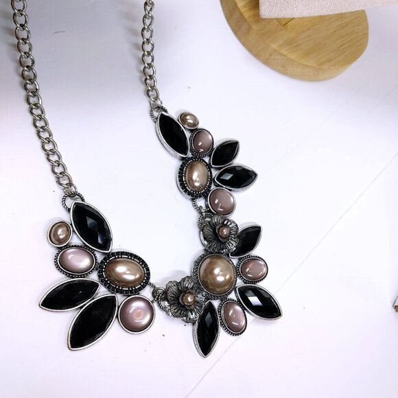 Statement Necklace Antique Silver Daisies Smoky Grey Crystal Droppers faux Pearl - Picture 4 of 5